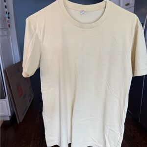 Uniqlo Men's Crew Neck T-Shirt in Pale Yellow
